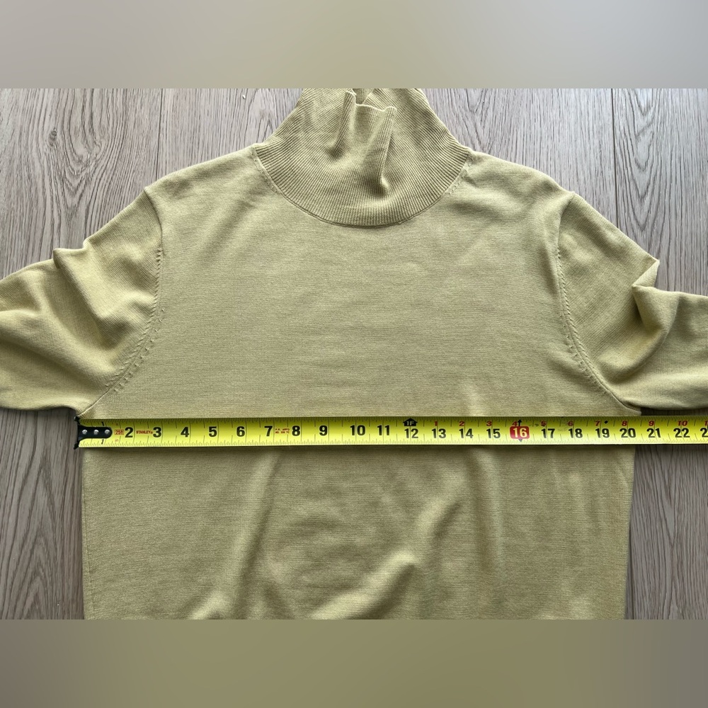 Wilfred Turtleneck lightweight sweater Sz L - Picture 5 of 12